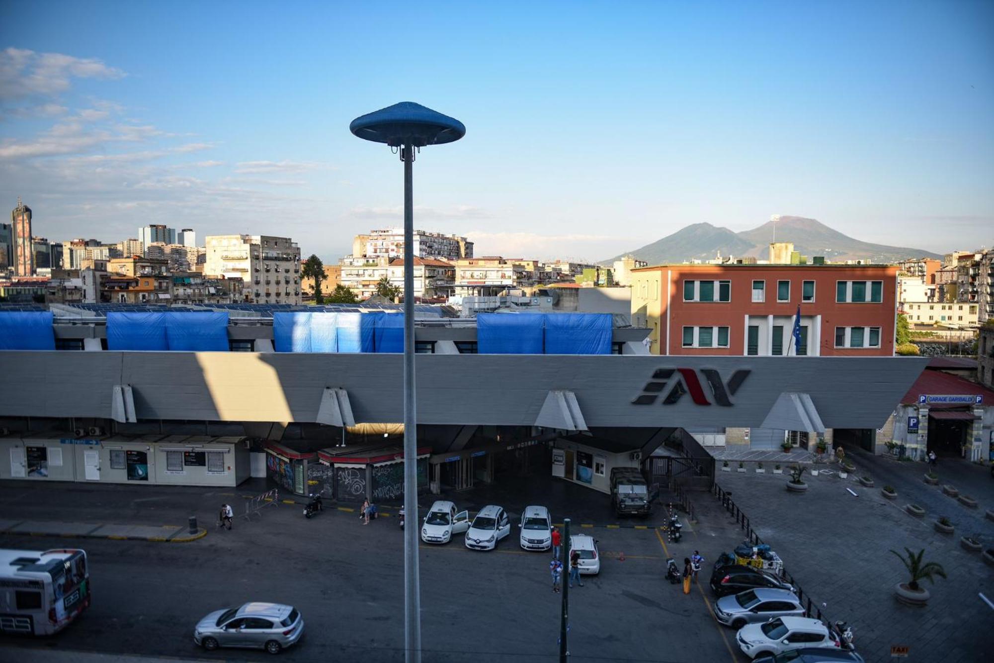 Napoli Central Gate 外观 照片